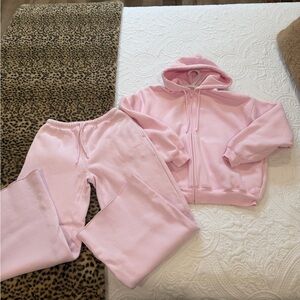 Aritzia Villa Pink Sweatfleece set